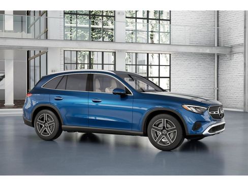 Used 2026 Mercedes-Benz GLC 300 image 14