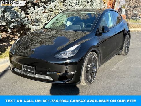 Used 2022 Tesla Model Y Performance image 3