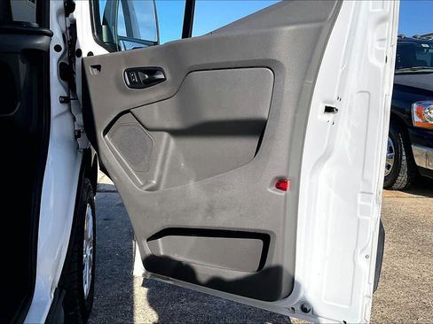 Used 2023 Ford Transit 350 XLT image 20