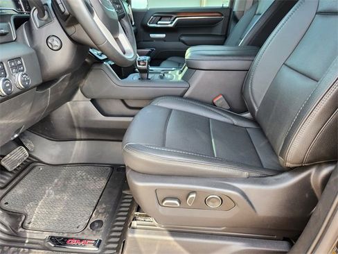 Used 2024 GMC Sierra 1500 Denali w/ Denali Reserve Package image 8