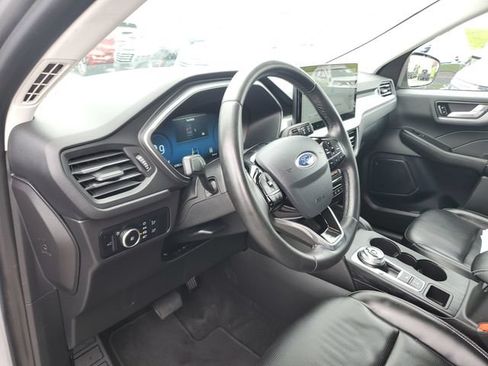 Used 2024 Ford Escape Platinum AWD/4WD image 20