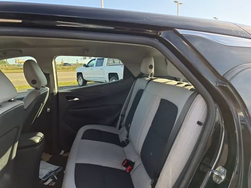 Used 2021 Chevrolet Bolt LT FWD image 12