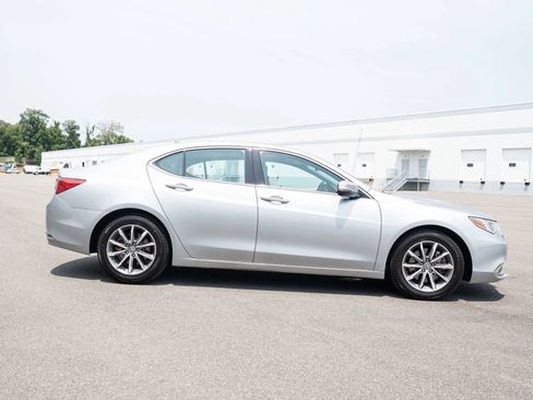 Used 2019 Acura TLX w/ Technology Package FWD image 7