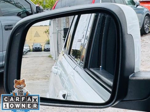 Used 2020 Jeep Grand Cherokee Altitude image 18