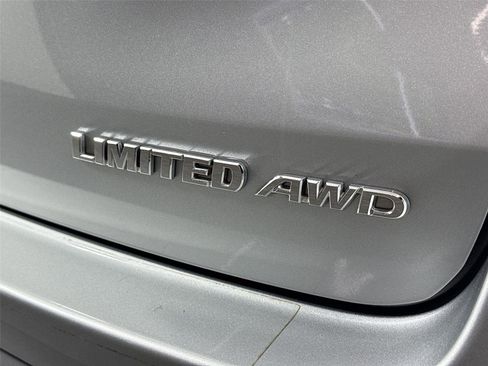 Used 2019 Toyota Highlander Limited Platinum AWD/4WD image 15