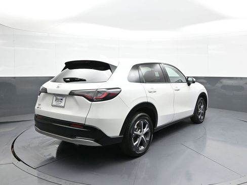 Used 2024 Honda HR-V EX-L image 6