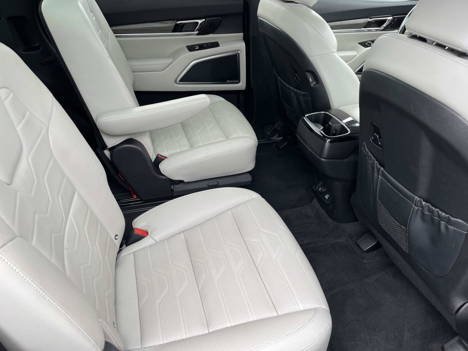 Used 2022 Kia Telluride SX w/ SX Prestige Package AWD/4WD image 22