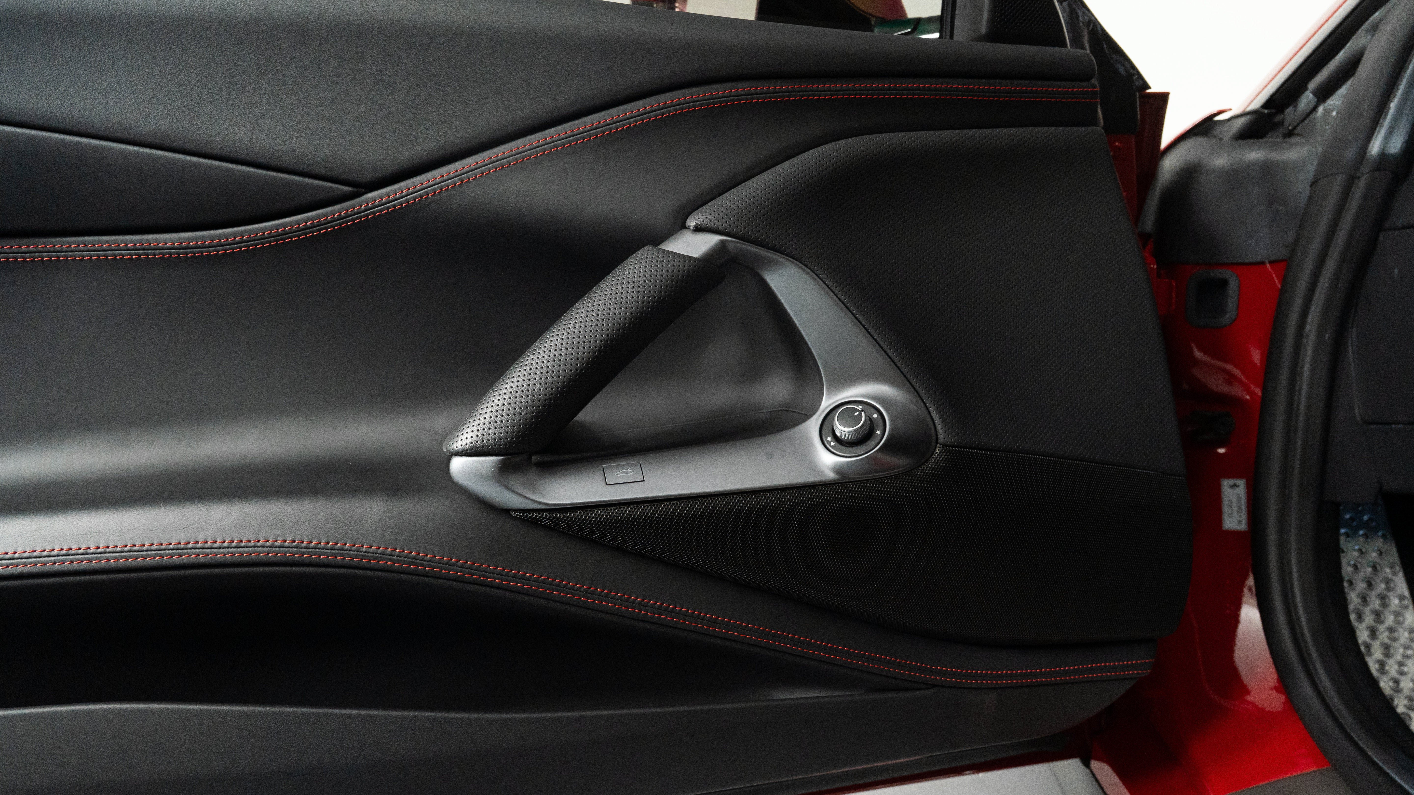 Certified 2018 Ferrari 812 Superfast RWD image 23