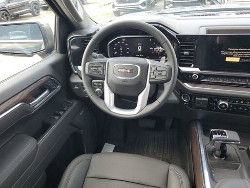 New 2026 GMC Sierra 1500 SLT AWD/4WD image 15