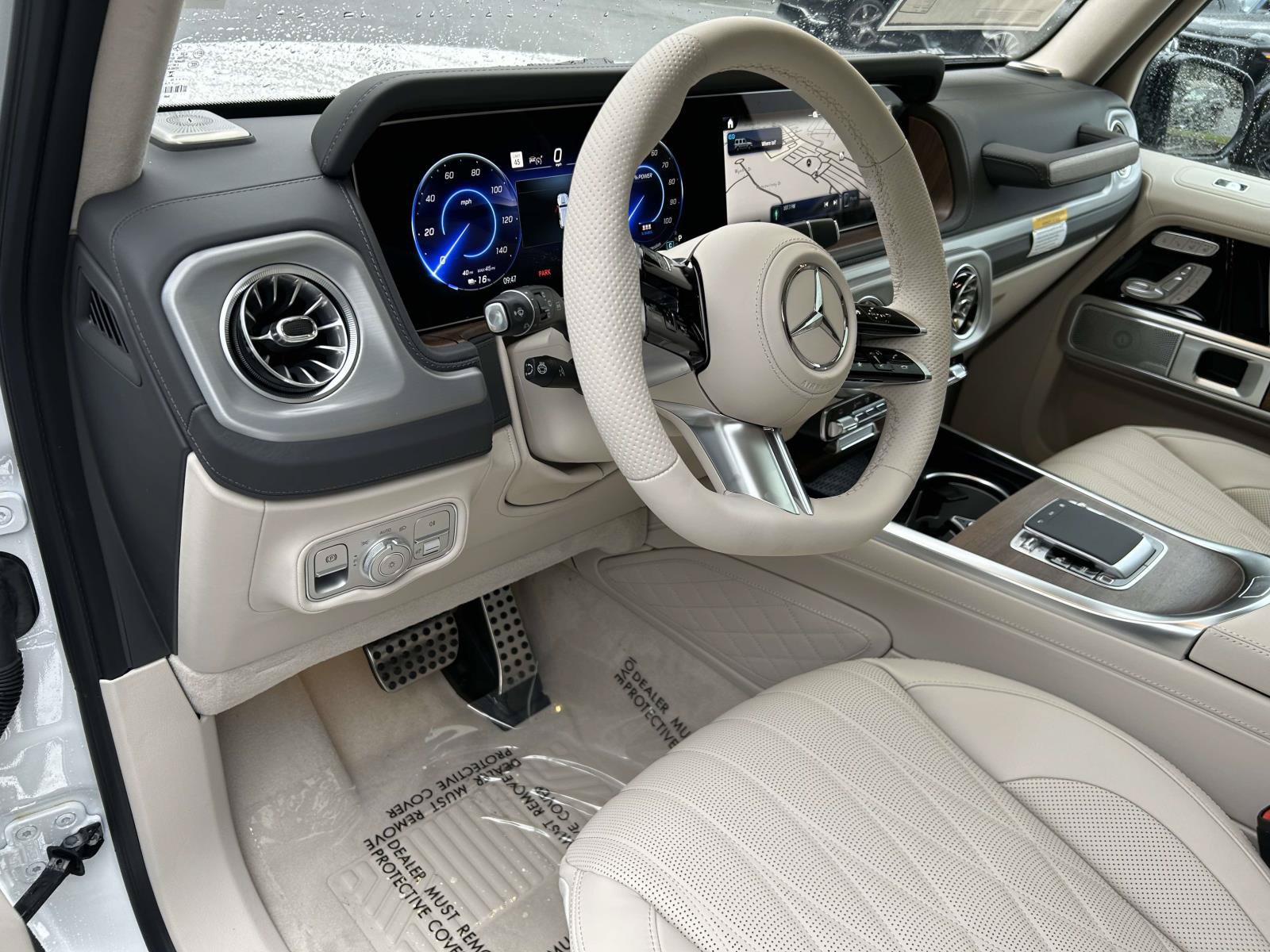 New 2027 Mercedes-Benz G 580 e image 17