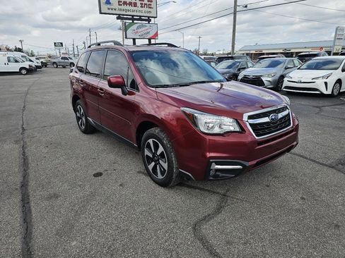 Used 2018 Subaru Forester 2.5i Premium image 4
