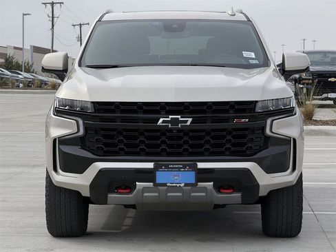 Used 2023 Chevrolet Tahoe Z71 w/ Luxury Package image 8