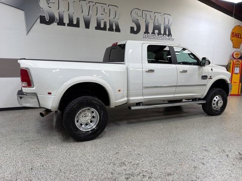 Used 2017 RAM 3500 Laramie Longhorn image 35