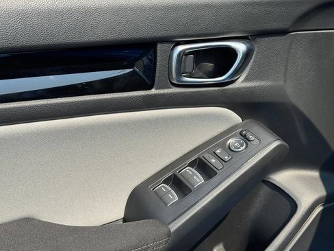 Certified 2026 Honda Civic Sport image 9