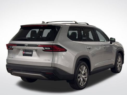 Used 2024 Toyota Grand Highlander Limited image 10