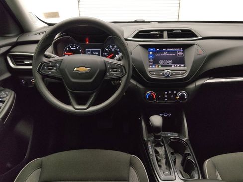 Used 2023 Chevrolet TrailBlazer LS image 22