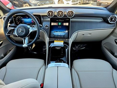 New 2026 Mercedes-Benz GLC 300 4MATIC image 26