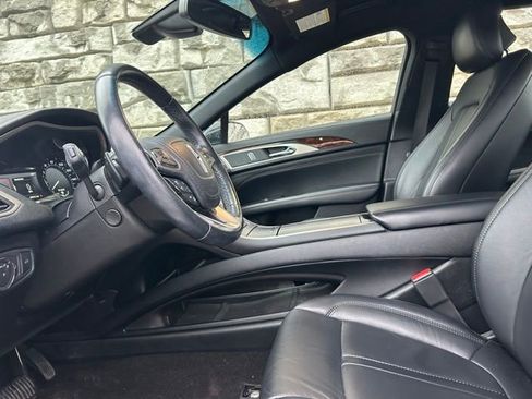 Used 2019 Lincoln MKZ Reserve image 8