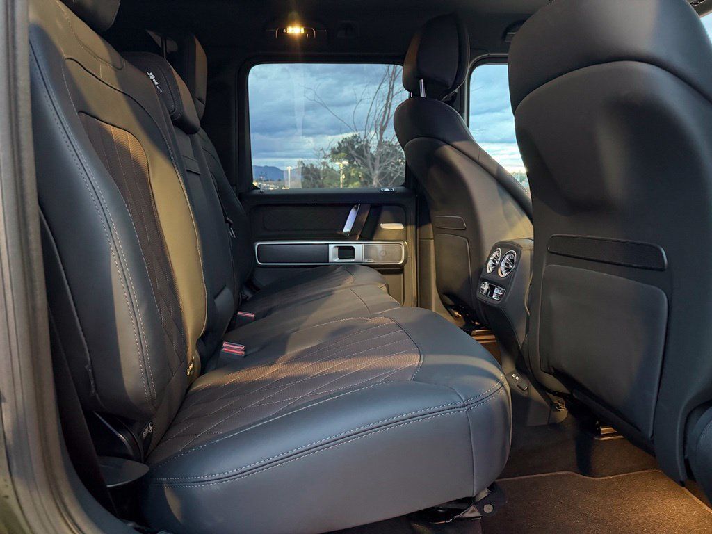 Used 2024 Mercedes-Benz G 550 image 26