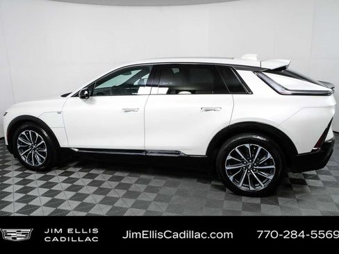 Certified 2024 Cadillac Lyriq Sport RWD image 41
