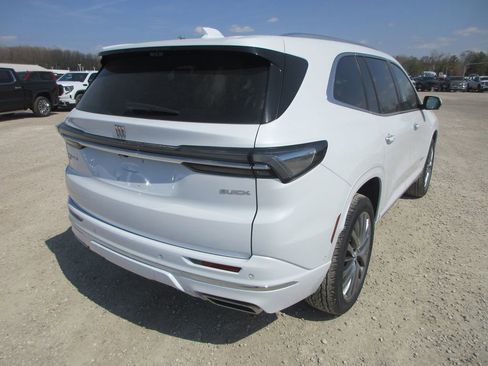 New 2026 Buick Enclave Avenir w/ Super Cruise Package image 5