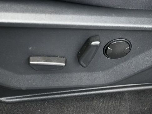 Certified 2025 Ford Expedition Active RWD image 11