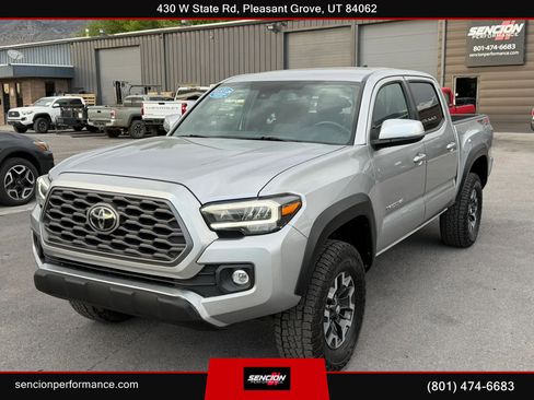 Used 2022 Toyota Tacoma TRD Off-Road AWD/4WD image 1