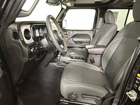 Used 2024 Jeep Wrangler Unlimited w/ Convenience Group AWD/4WD image 11