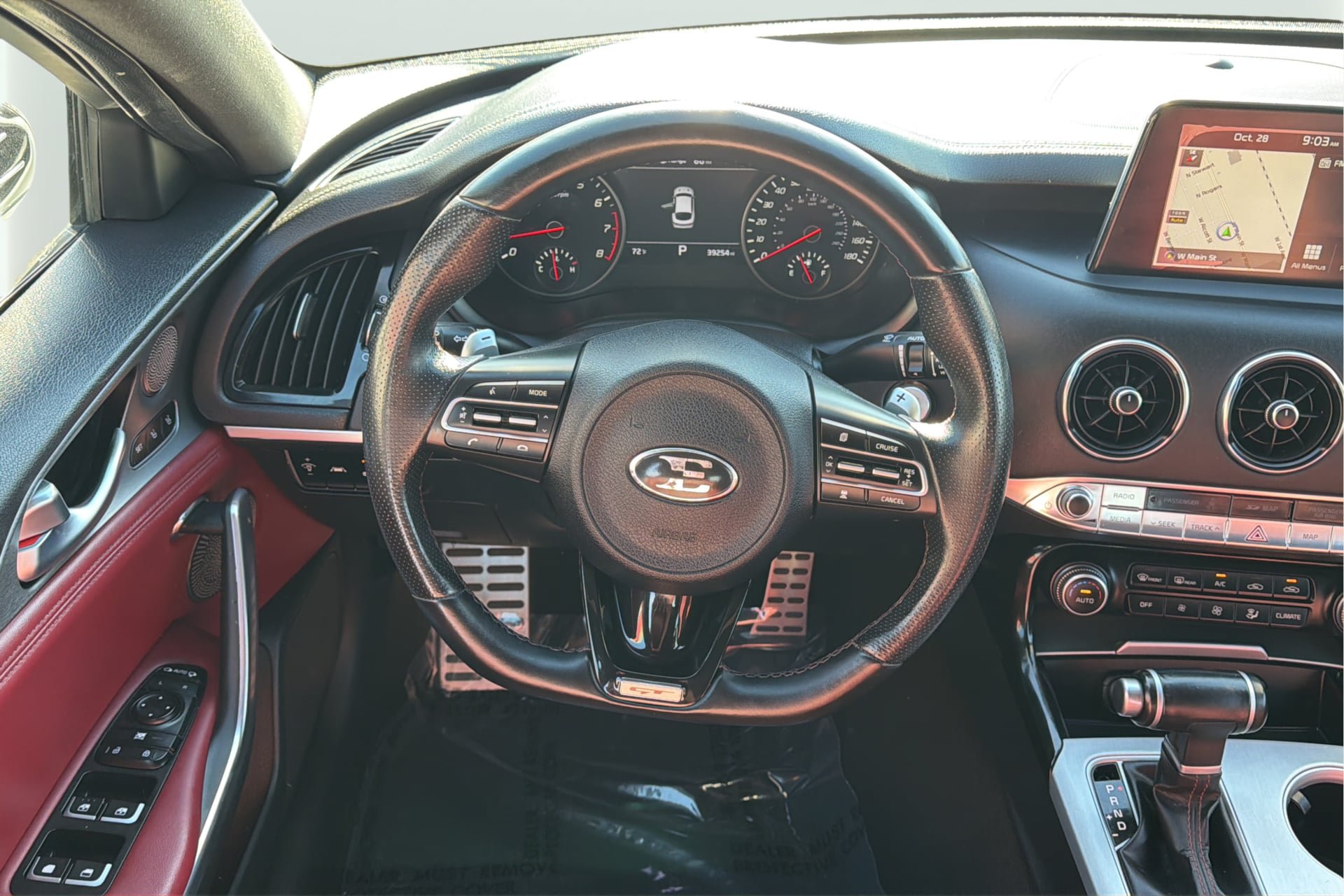 Used 2018 Kia Stinger GT1 RWD image 16
