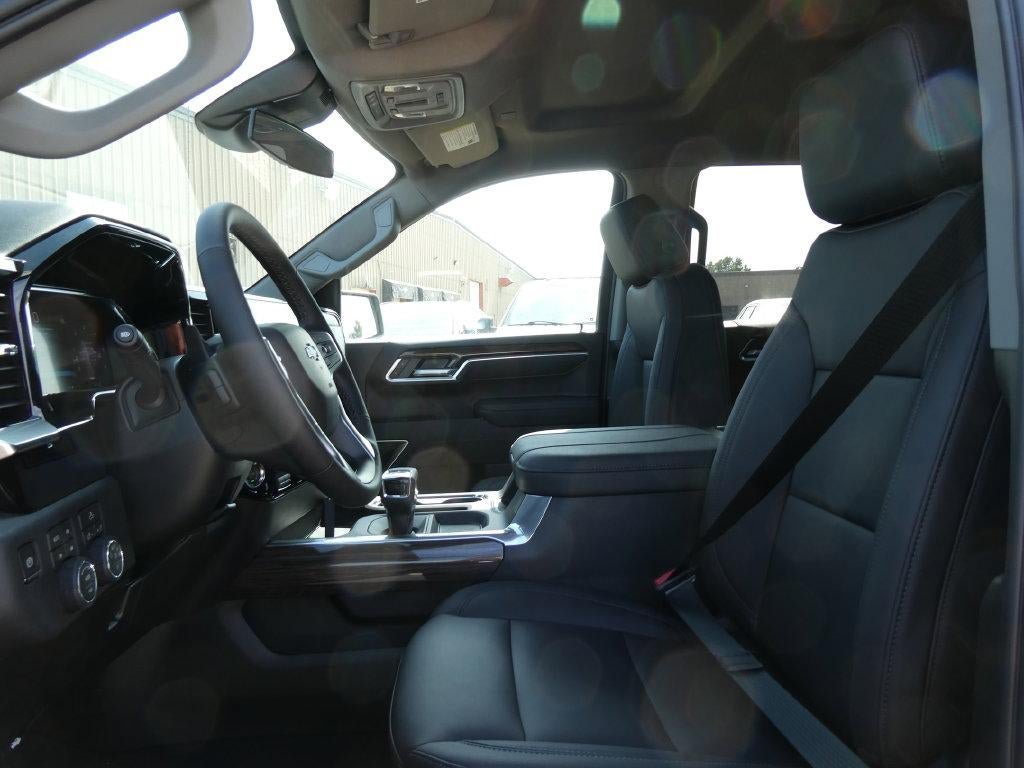 New 2026 Chevrolet Silverado 1500 RST w/ Convenience Package II AWD/4WD image 19