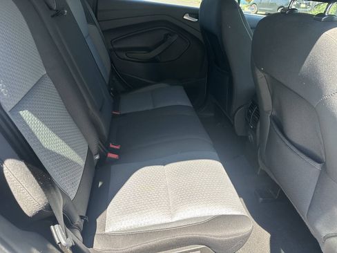 Used 2017 Ford Escape SE FWD image 13