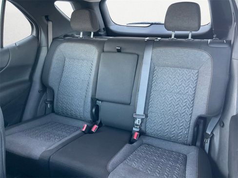 Used 2023 Chevrolet Equinox LT image 9