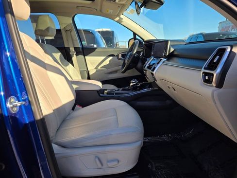 Used 2022 Kia Sorento SX image 5