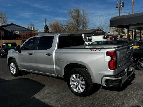 Used 2022 Chevrolet Silverado 1500 Custom w/ Safety Confidence Package AWD/4WD image 3