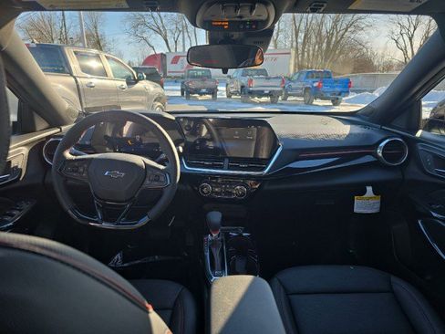 New 2026 Chevrolet Trax RS w/ Sunroof Package image 17