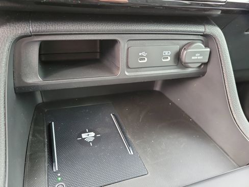 New 2026 Honda Pilot Touring image 18