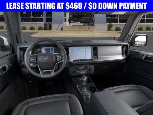 New 2025 Ford Bronco Outer Banks image 9