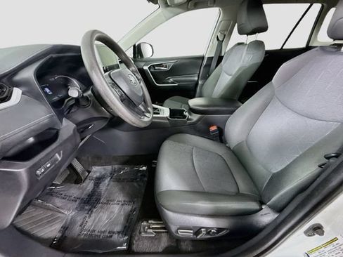Certified 2025 Toyota RAV4 XLE AWD/4WD image 21