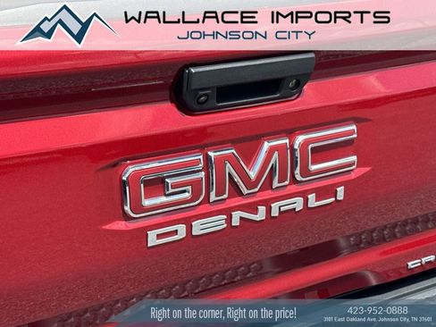 Used 2026 GMC Canyon Denali AWD/4WD image 10