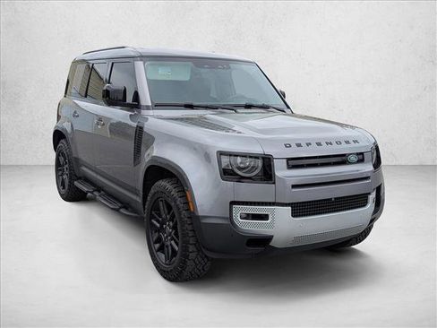 Used 2022 Land Rover Defender 110 S image 3