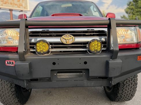 Used 2002 Toyota 4Runner SR5 w/ Leather Trim Pkg AWD/4WD image 45