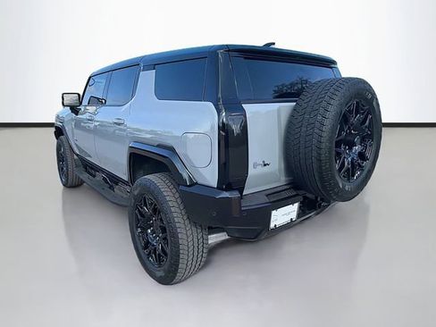 Used 2025 GMC Hummer EV 2X image 3