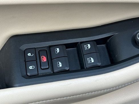 Used 2021 Jeep Grand Cherokee L Limited image 17