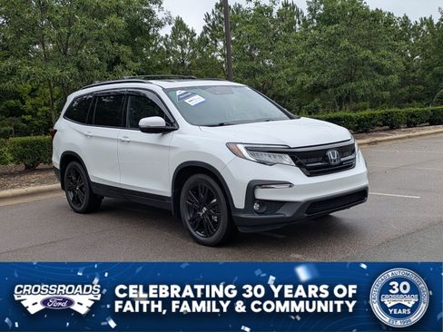 Used 2022 Honda Pilot Black Edition image 1