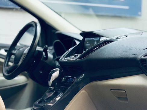 Used 2014 Ford Escape Titanium w/ Equipment Group 401A image 2