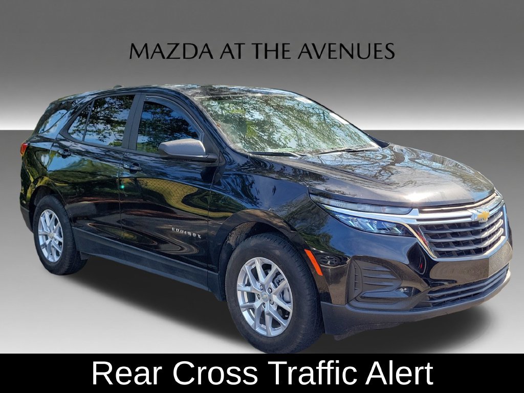 Used 2023 Chevrolet Equinox LS w/ LS Convenience Package FWD image 10