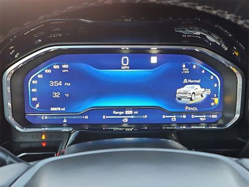 Used 2022 Chevrolet Silverado 1500 LT image 32