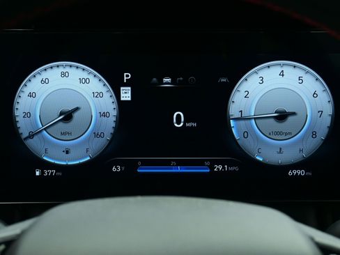 Certified 2025 Hyundai Elantra N Line image 26