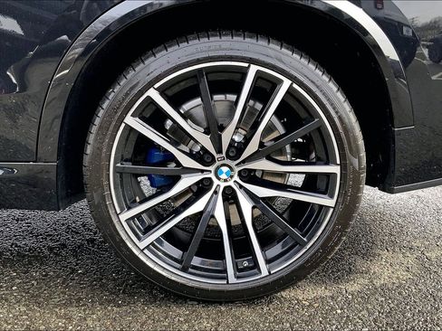 Used 2019 BMW X5 xDrive50i w/ M Sport Package image 9