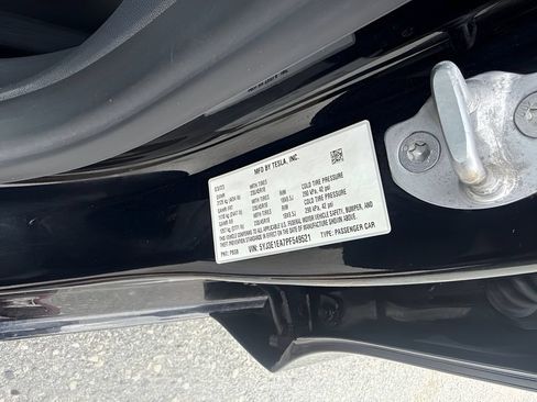 Used 2023 Tesla Model 3 Standard Range RWD image 30